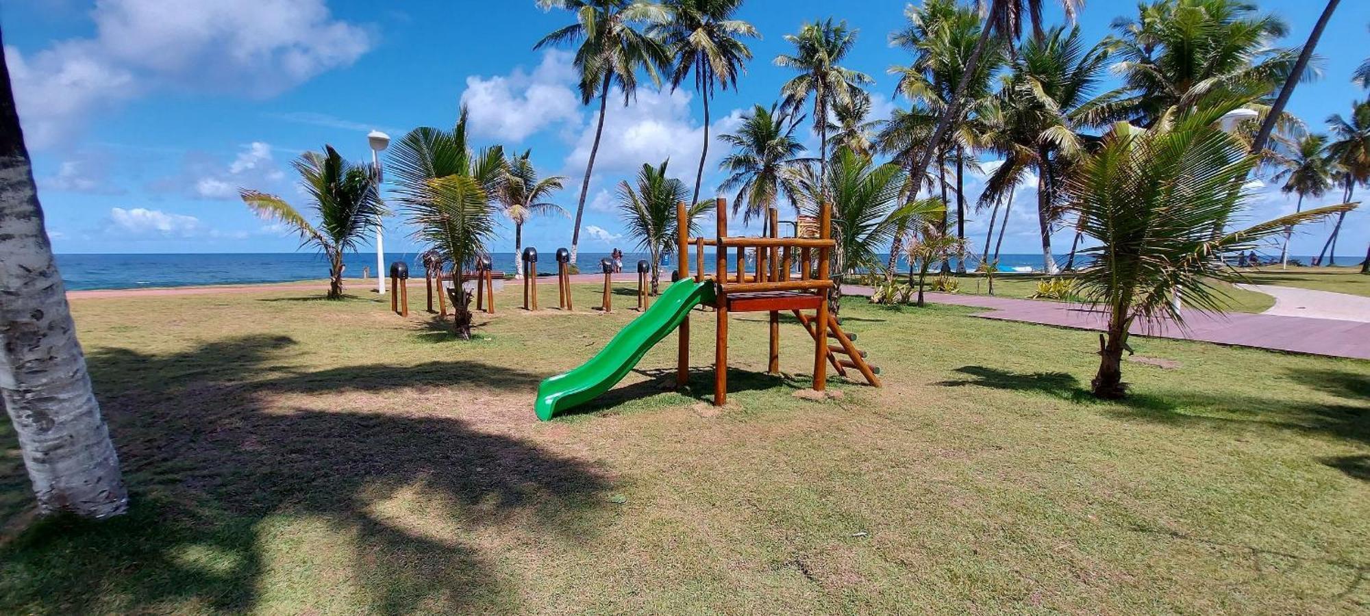 Coste0100 - Residencial Luz Das Acacias Салвадор Екстериор снимка
